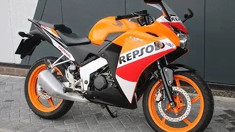 2016 HONDA CBR 125 R | REPSOL PAINT @ West Coast Moto, Glasgow, Scotland