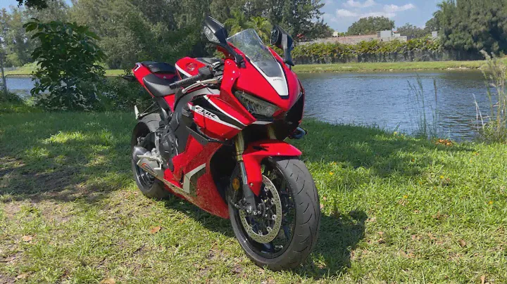 2018 HONDA CBR1000RR WALKAROUND VIDEO