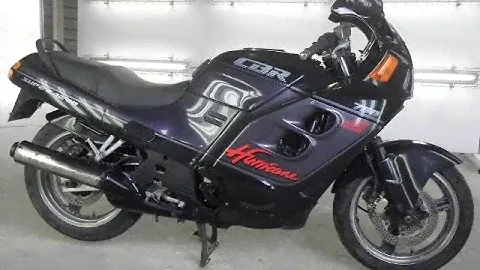 Honda CBR 750 exhaust sound compilation