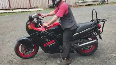 Honda CBR1000F 1987 Test Ride