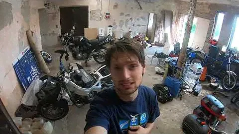 I did a ROOKIE mistake filling this Honda CBR 900 RR radiator !