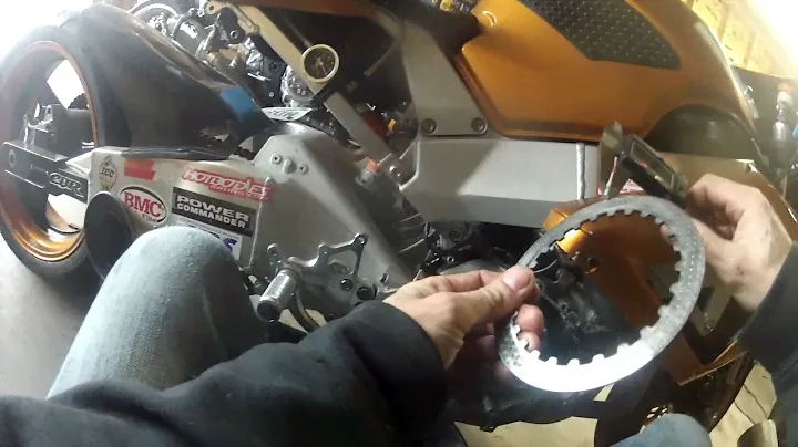 2001 honda cbr 929rr clutch replacement part 1
