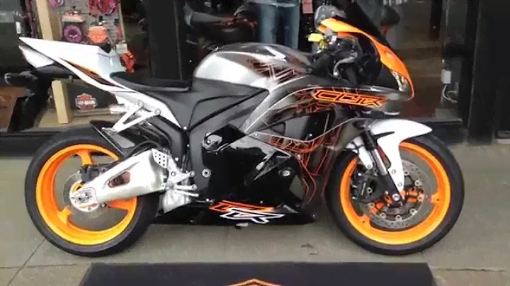 2011 HONDA CBR600RR @ West Coast Harley-Davidson, Glasgow, Scotland
