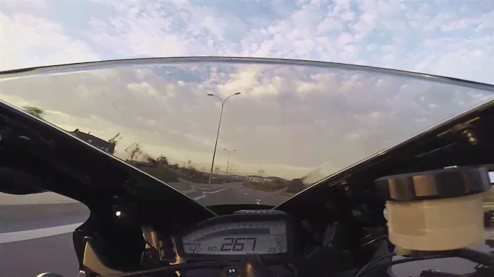 CBR1000RR 0-300 km test