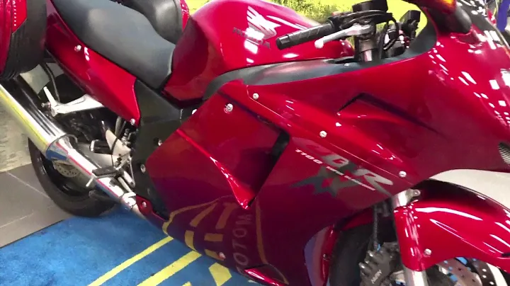 1998 Honda CBR1100 XX Super Blackbird