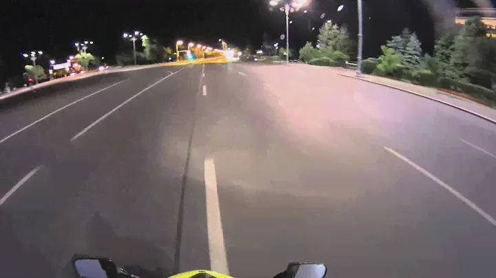 A little bit of a slide / Honda CBR 600 RR