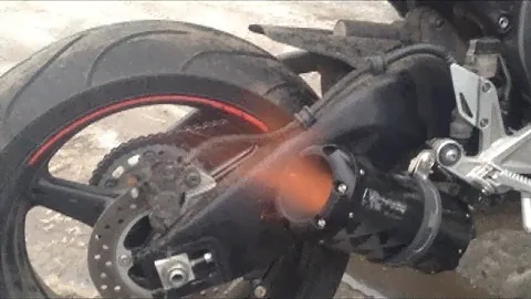 Ставим  two brothers на Honda CBR1000RR 2008г