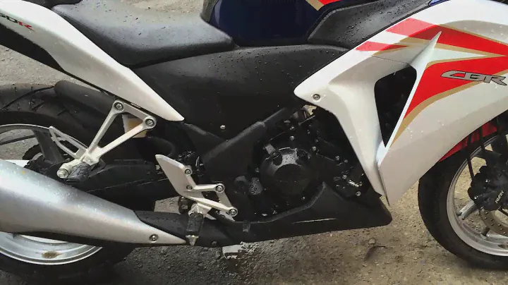 HONDA CBR250R ABS